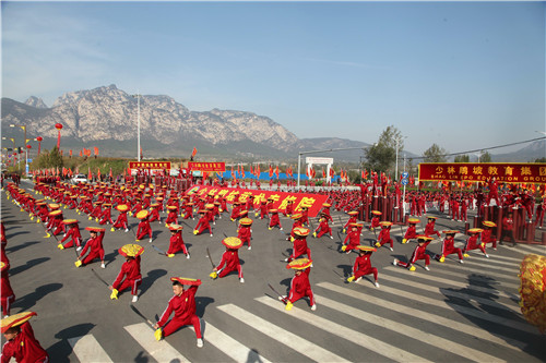鹅坡武校学生参加少林武术节