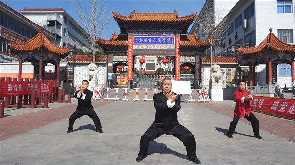 总教练教您，梁氏少林养生八段锦（第三段教学