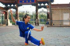 看鹅坡学生的那些武术动作，可以和竞技体操媲
