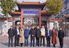 万达集团赴登考察团莅临鹅坡武校