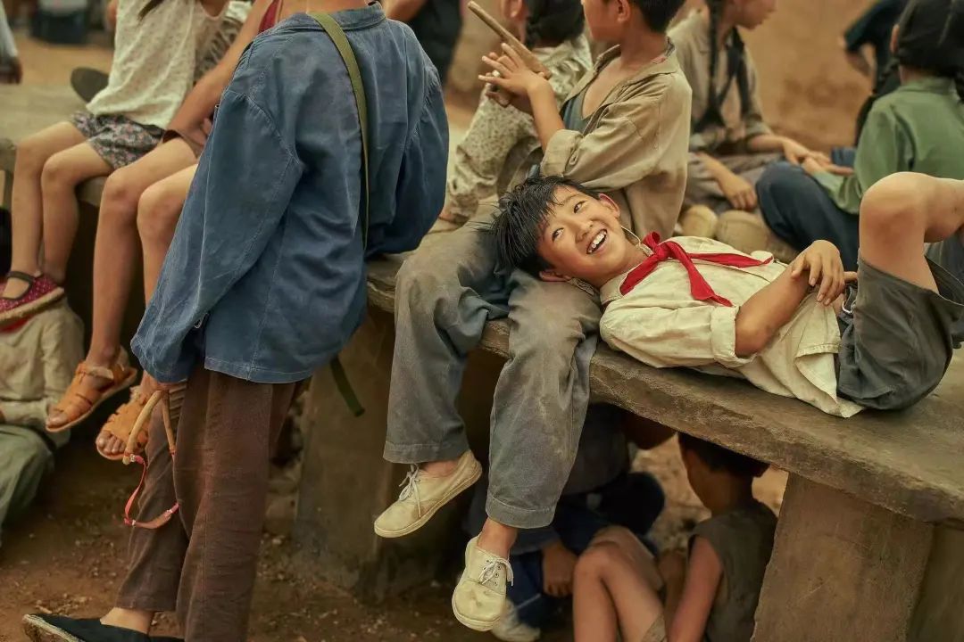 「美丽鹅坡」我校学生任泽一参演电影《我和我的父辈》